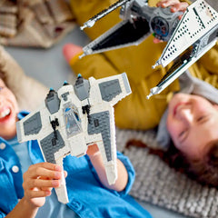 LEGO - Star Wars - Mandalorian Fang Fighter vs. TIE Interceptor - 75348